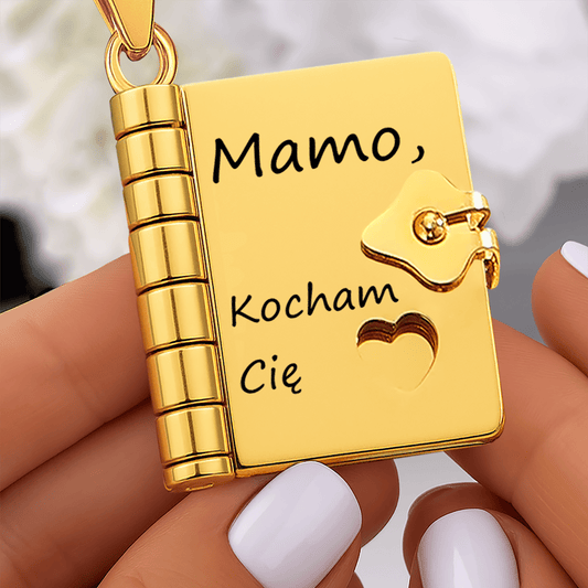 Naszyjnik książeczka dla mamy – personalizowany wisiorek z sercem i grawerem - Emmygift.pl