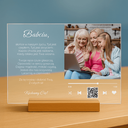 Podziękowania dla babci za jej troskę i dobroć - personalizowany druk na szkle dla babci - Emmygift.pl